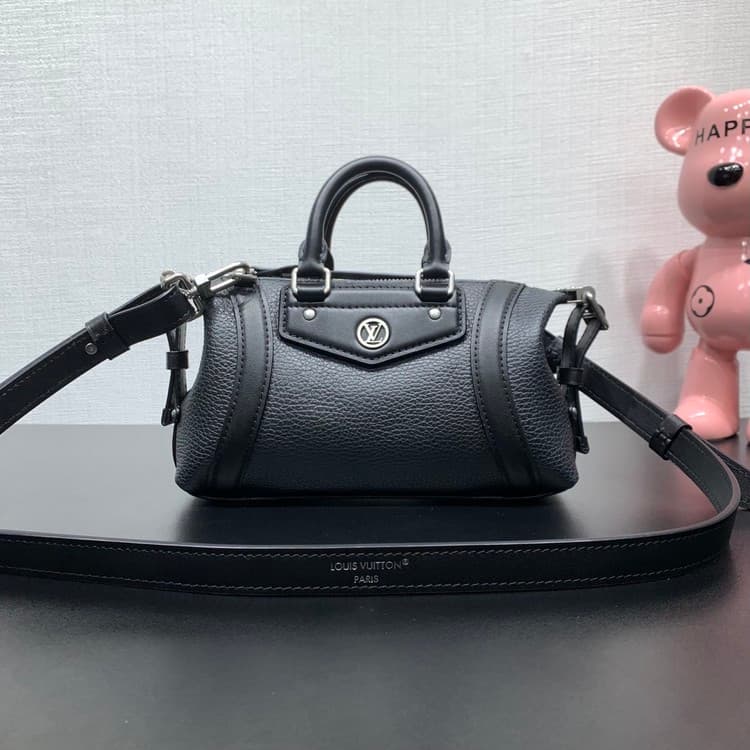 루이비통 나노 LV 바이커 블랙 M14623